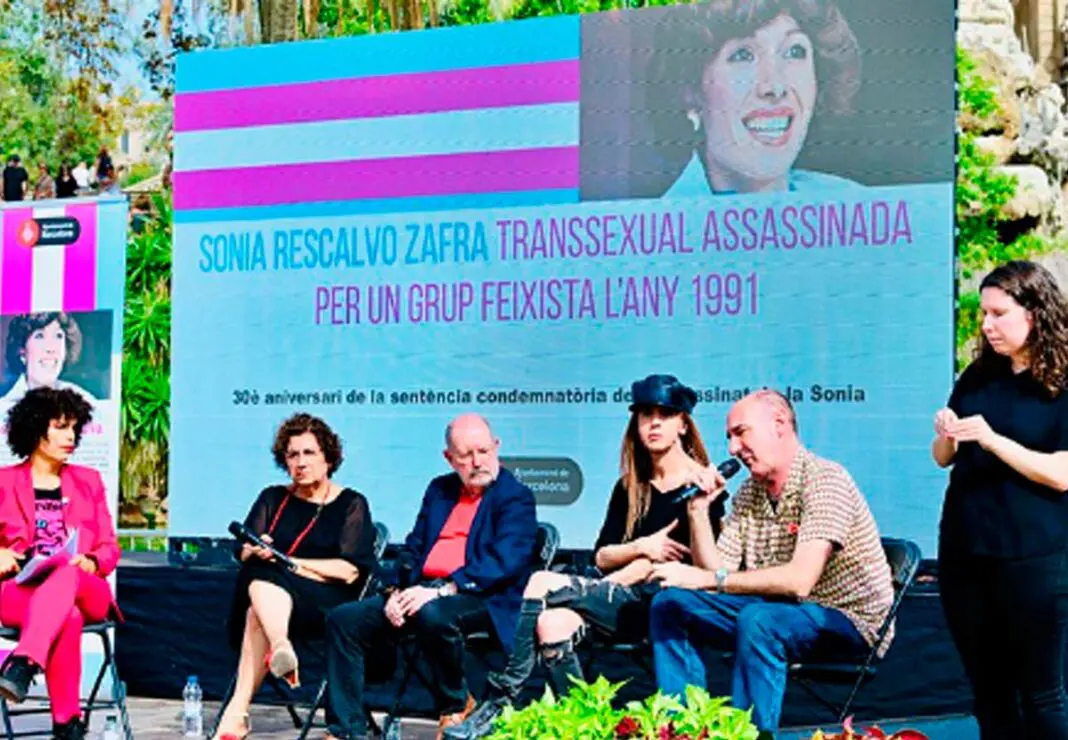 homenaje a silvia rescalvo