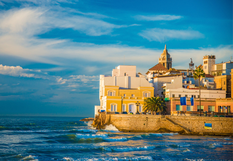 destino lgtbiq españa sitges