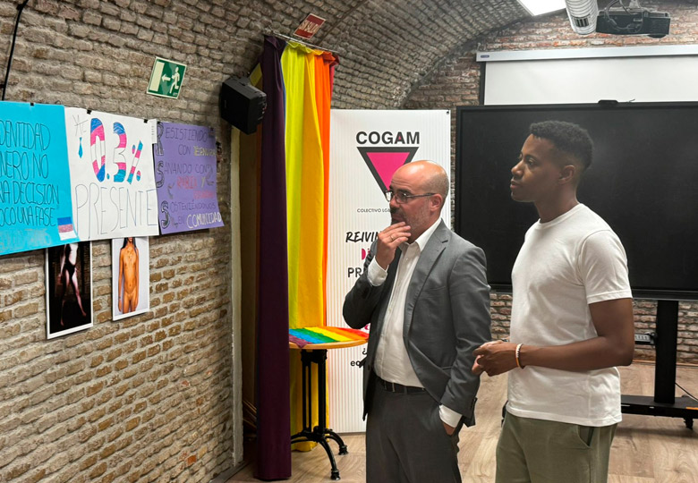 delegado de españa en madrid visita COGAM