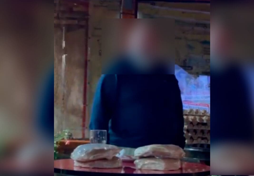 pareja lesbica expulsada de un bar en chile