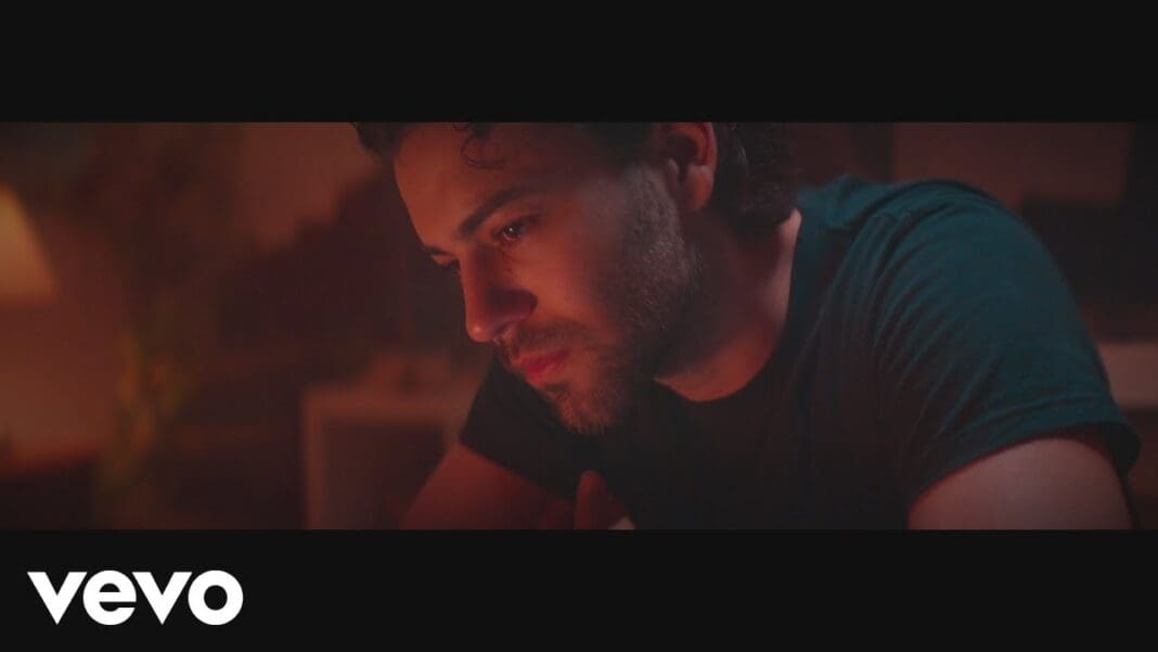Agoney se sincera sobre ‘Algun dia’ i la visibilitat: «Tant de bo algun dia ningú hagi d’amagar el seu amor»