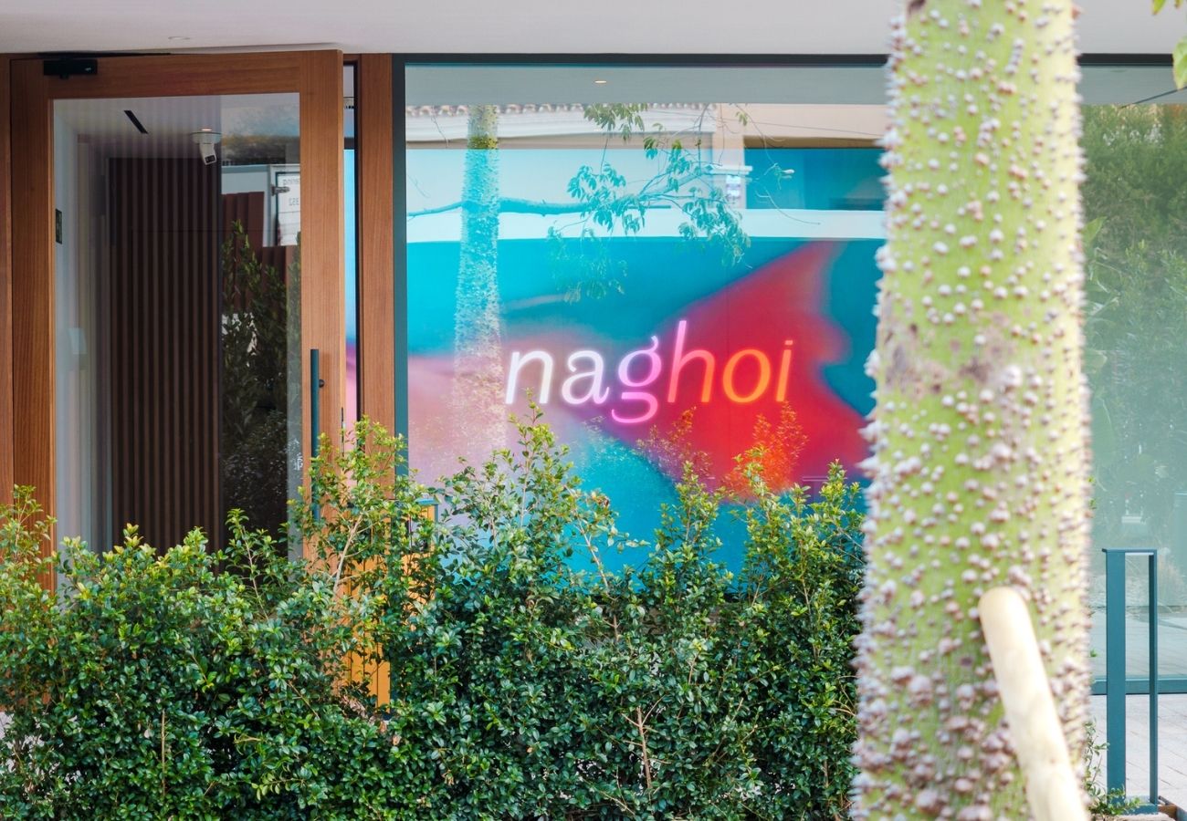 naghoi afirmacion de genero