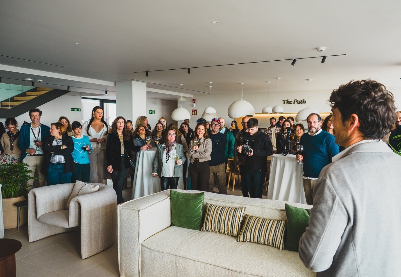 naghoi afirmacion de genero