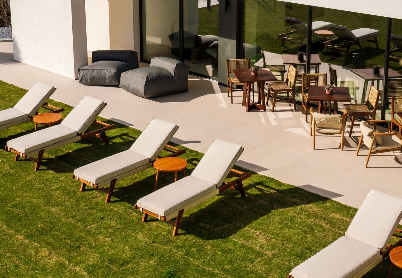 naghoi afirmacion de genero